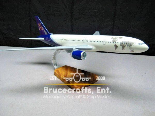 Model of B777-200 Custom with detailed craftsmanship.